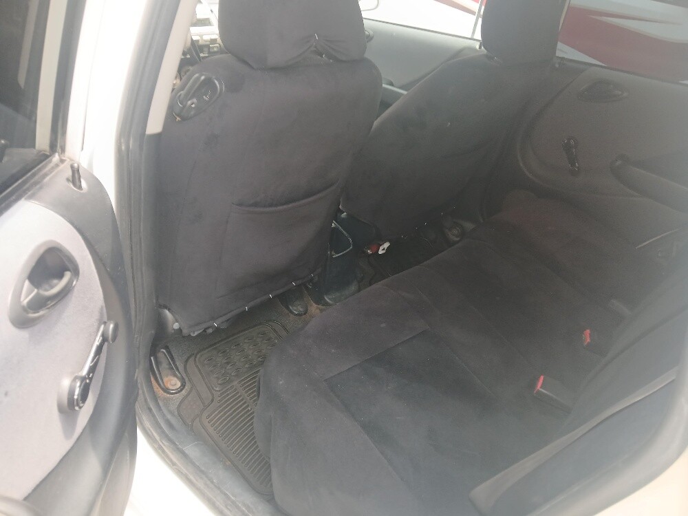 Honda jazz 2006 - 5