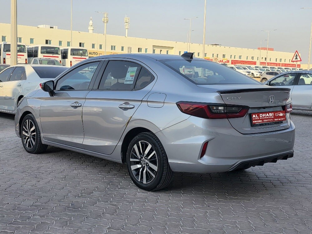 هوندا سيتي ال اكس رمادي 2022 - 4