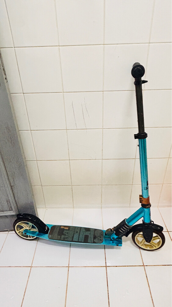 scooter - 1