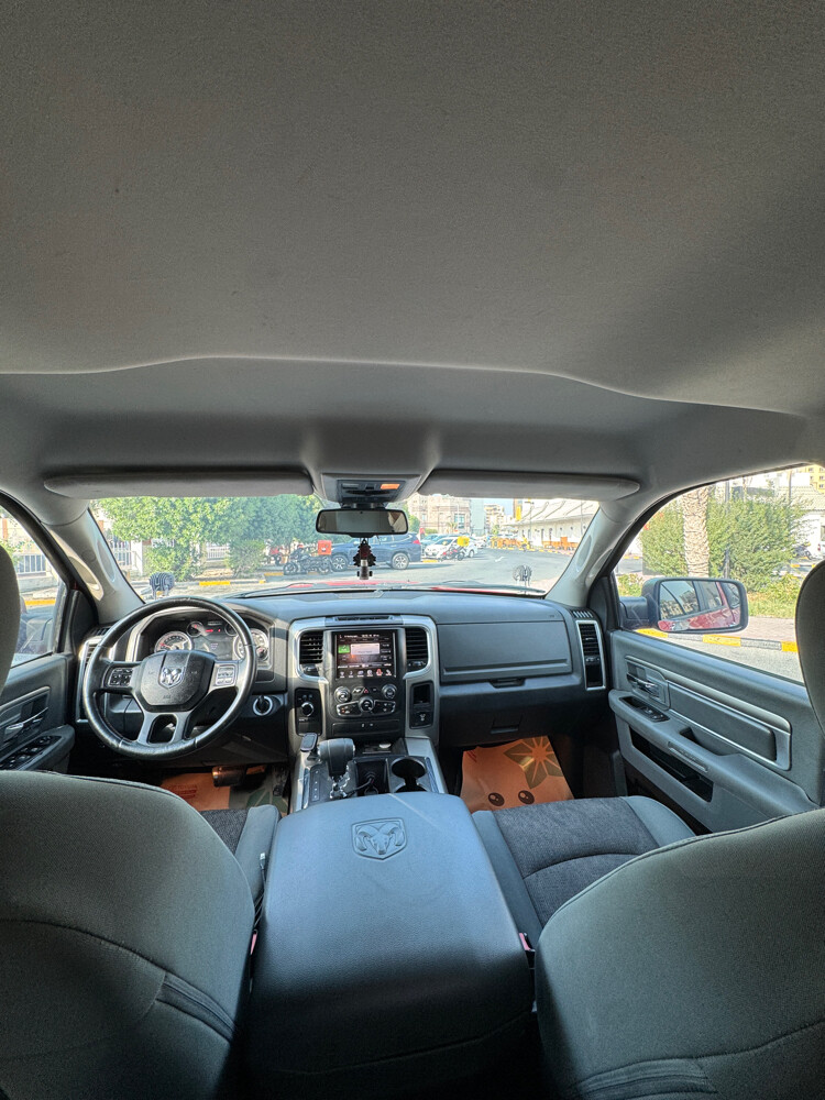 Dodge RAM 1500 - 5
