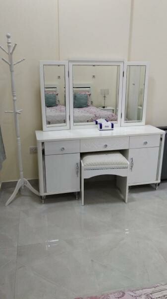 Dressing table - 2
