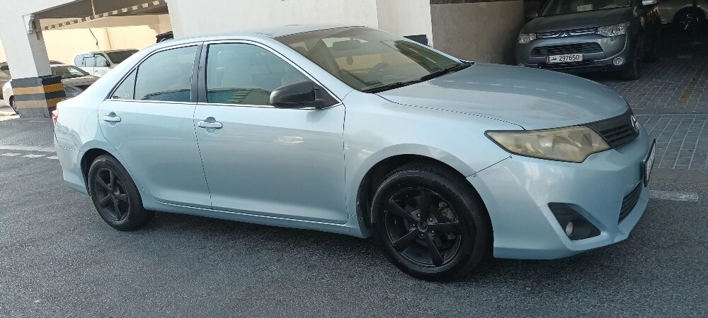 Toyota camry gl 2012 personal used - 10