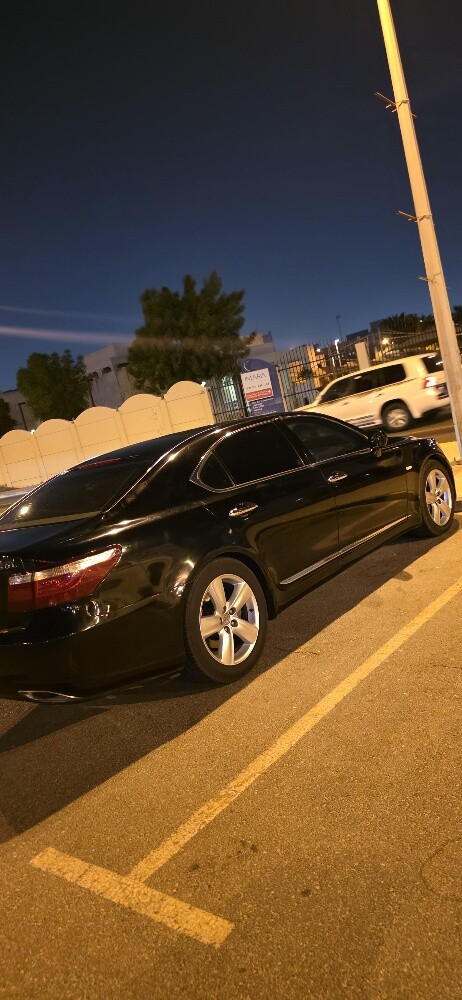 Lexus  - 4