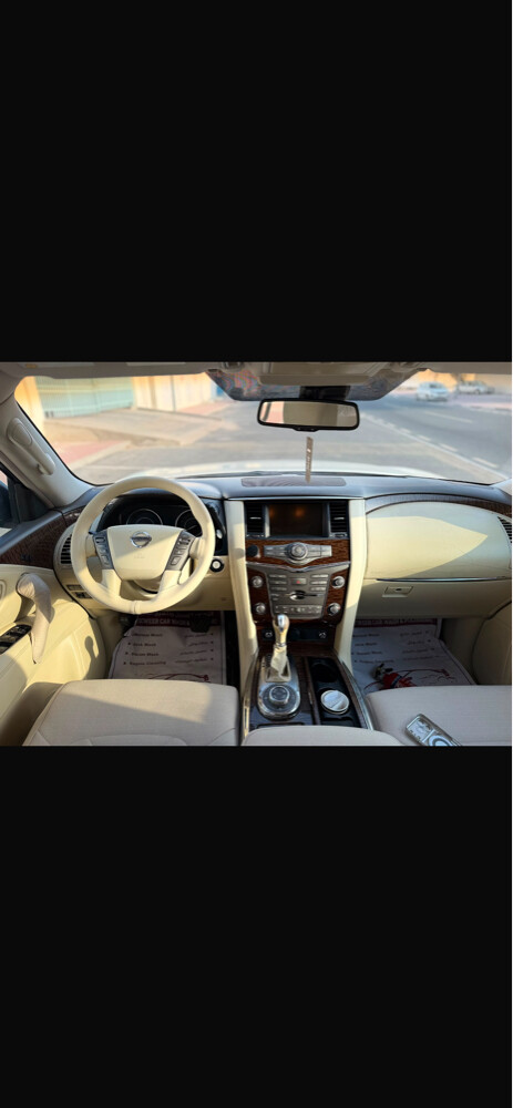 Nissan patrol 2010 LE - 2