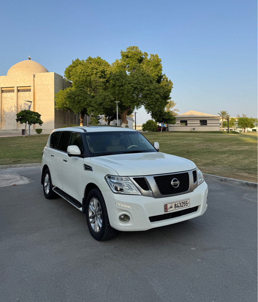 Nissan Patrol LE Full-Options 400hp - 3