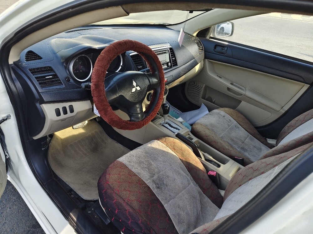 Mitsubishi lancer EX 2014 - 18