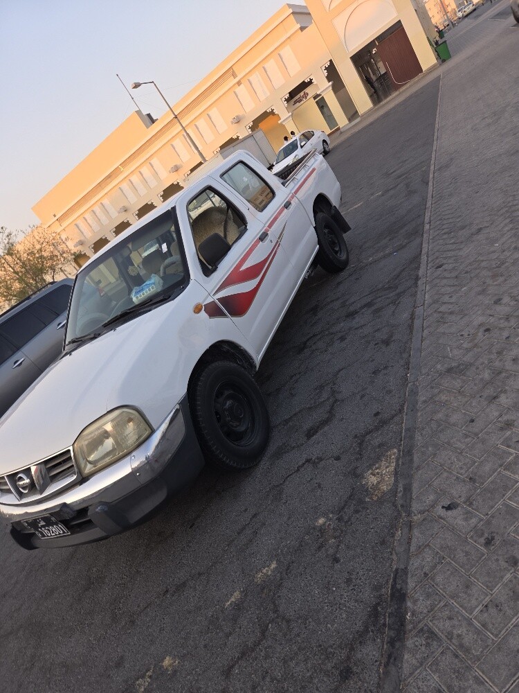 Nissan Pickup for sale - 2