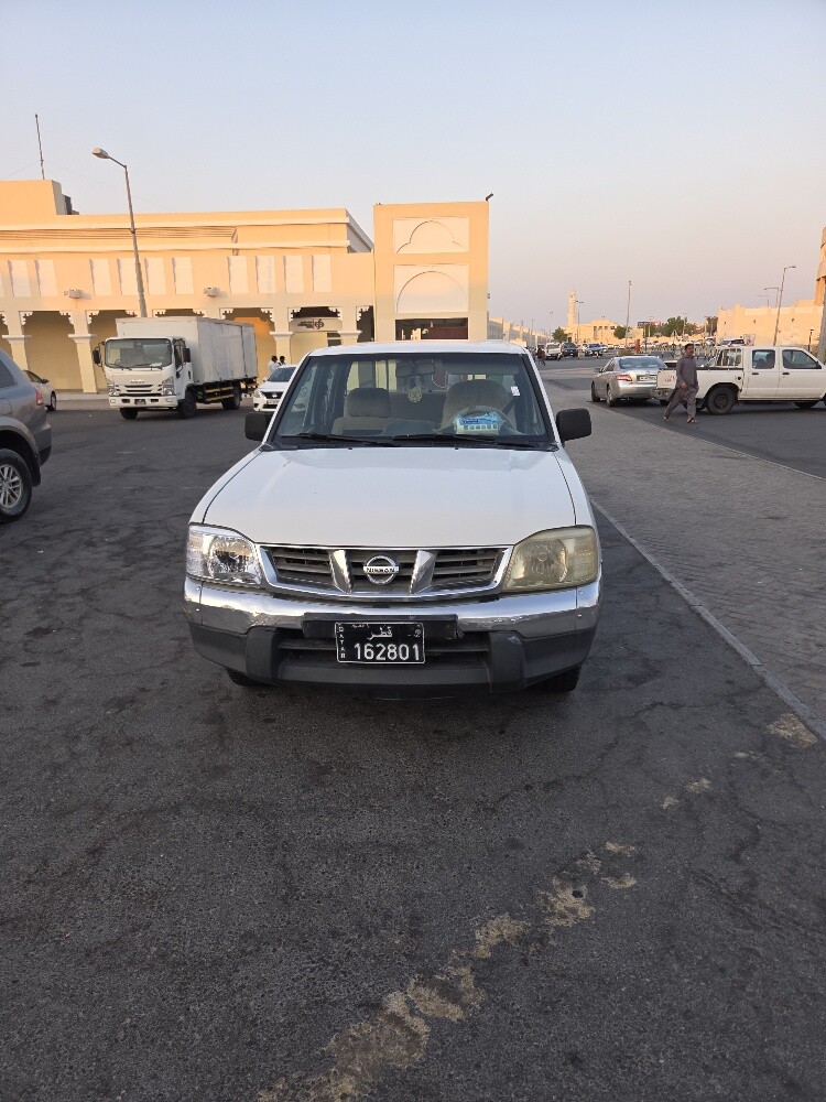 Nissan Pickup for sale - 1