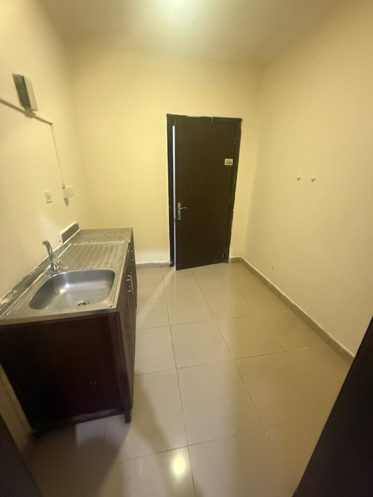 compound larg stodio gharafa - 3