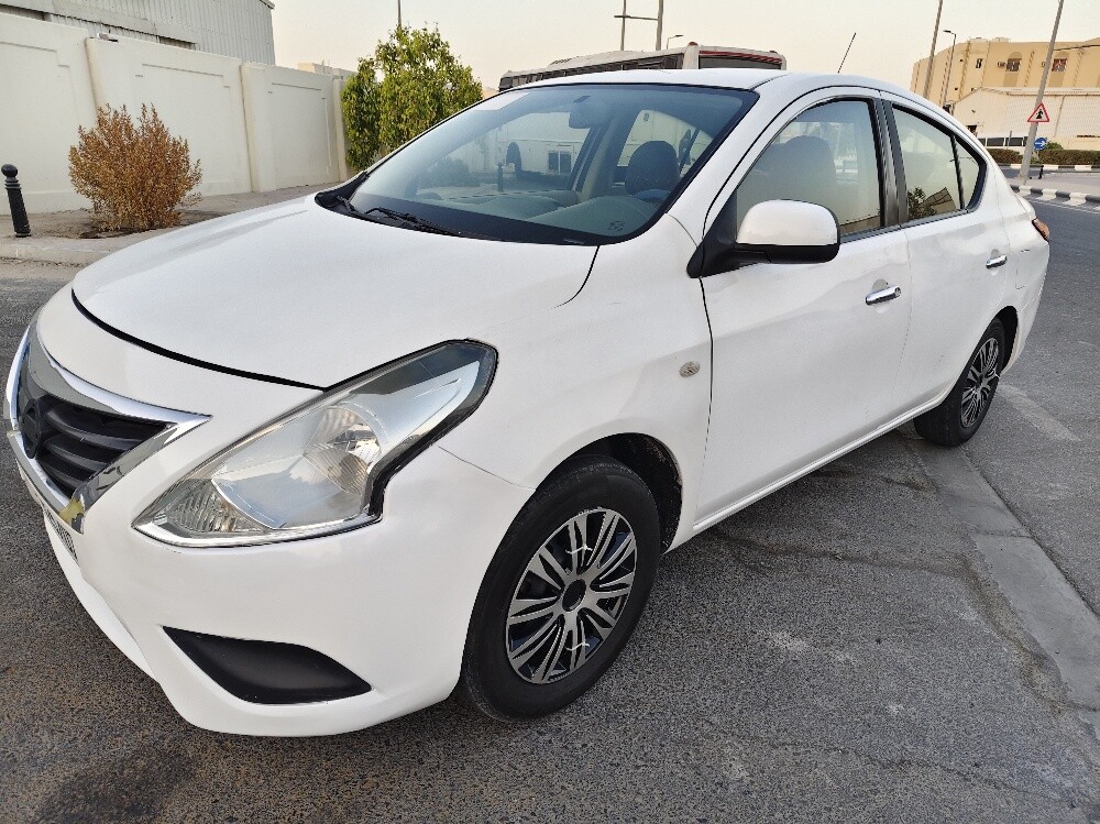 Nissan sunny 2023 sale - 16