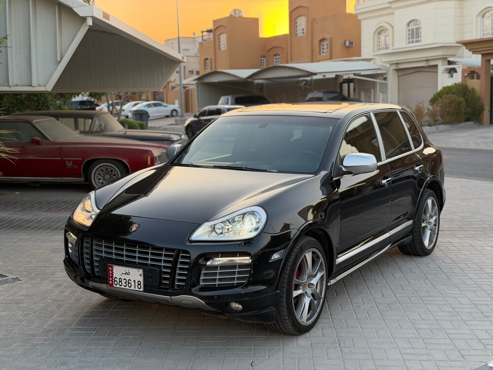 Porsche GTS - 4