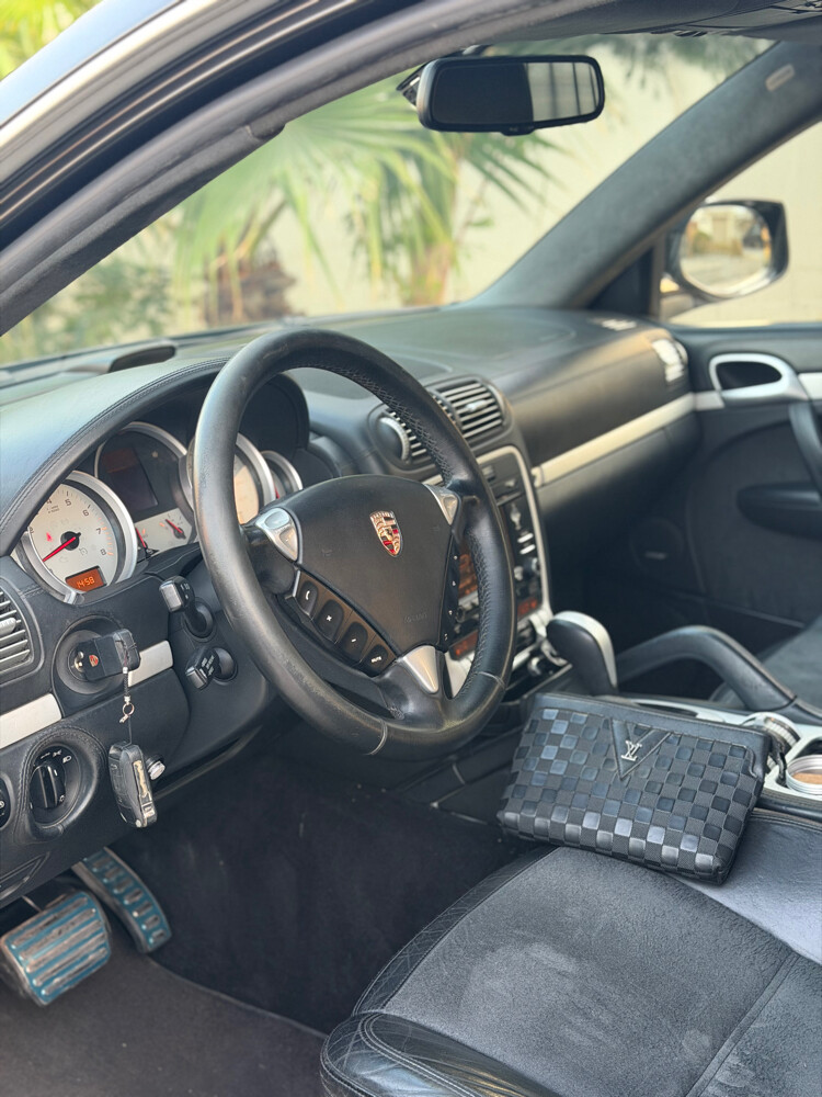 Porsche GTS - 6