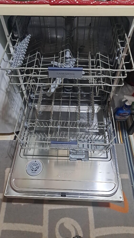 dish washer negotiable - 1