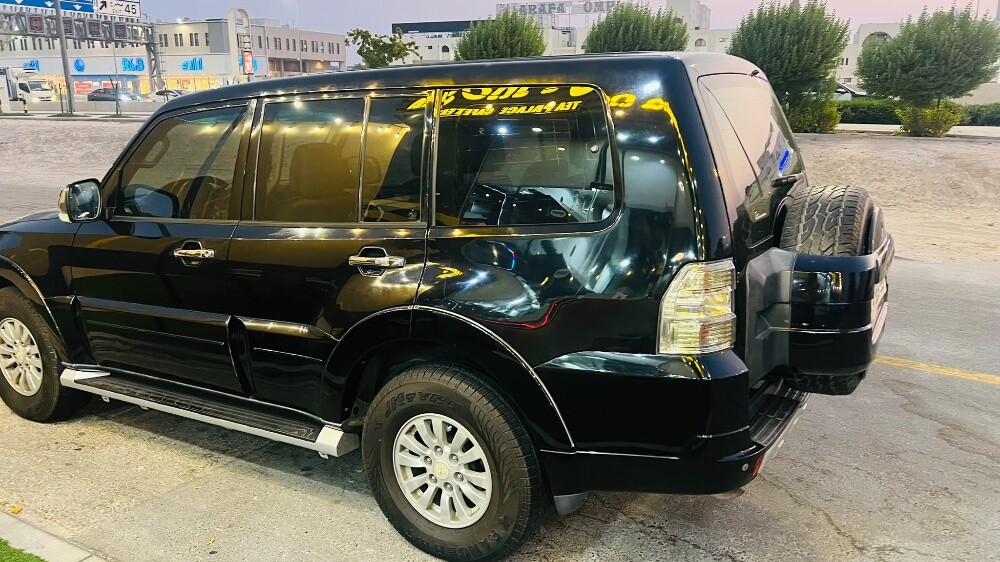 Mitsubishi pajero 2013 - 4