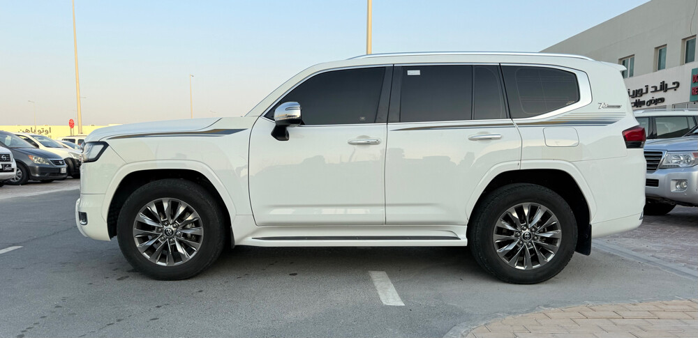 Land Cruiser VXR Twin Turbo 2022 - 4