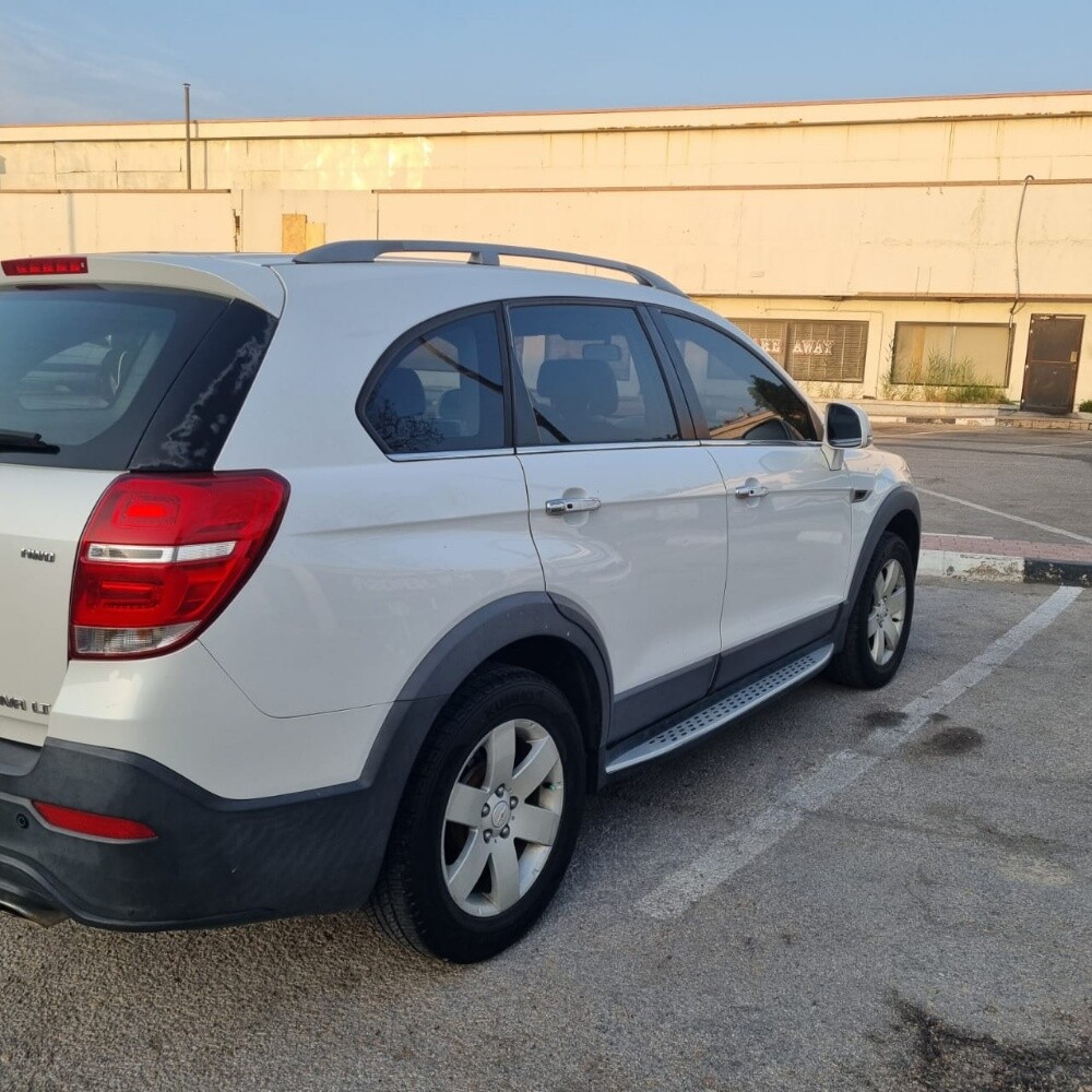 Excellent 2014 Chevrolet Capriva - 4