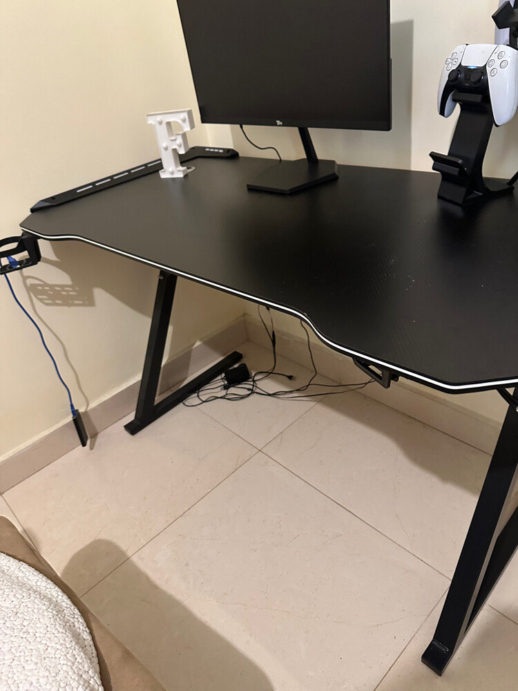 gaming table brand new - 1