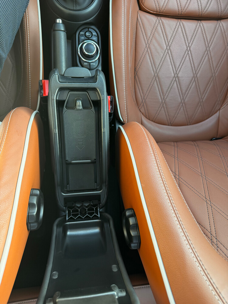 2022 MINI Cooper S 5-Door | 35,000 - 9