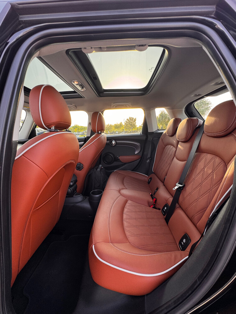 2022 MINI Cooper S 5-Door | 35,000 - 3