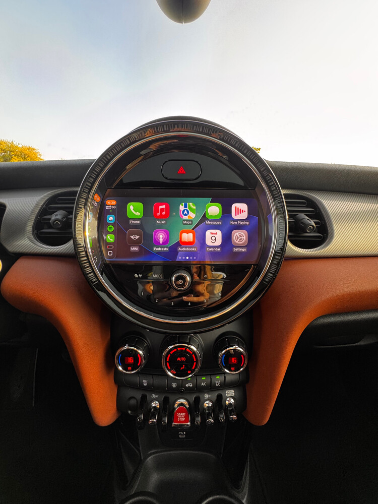 2022 MINI Cooper S 5-Door | 35,000 - 8
