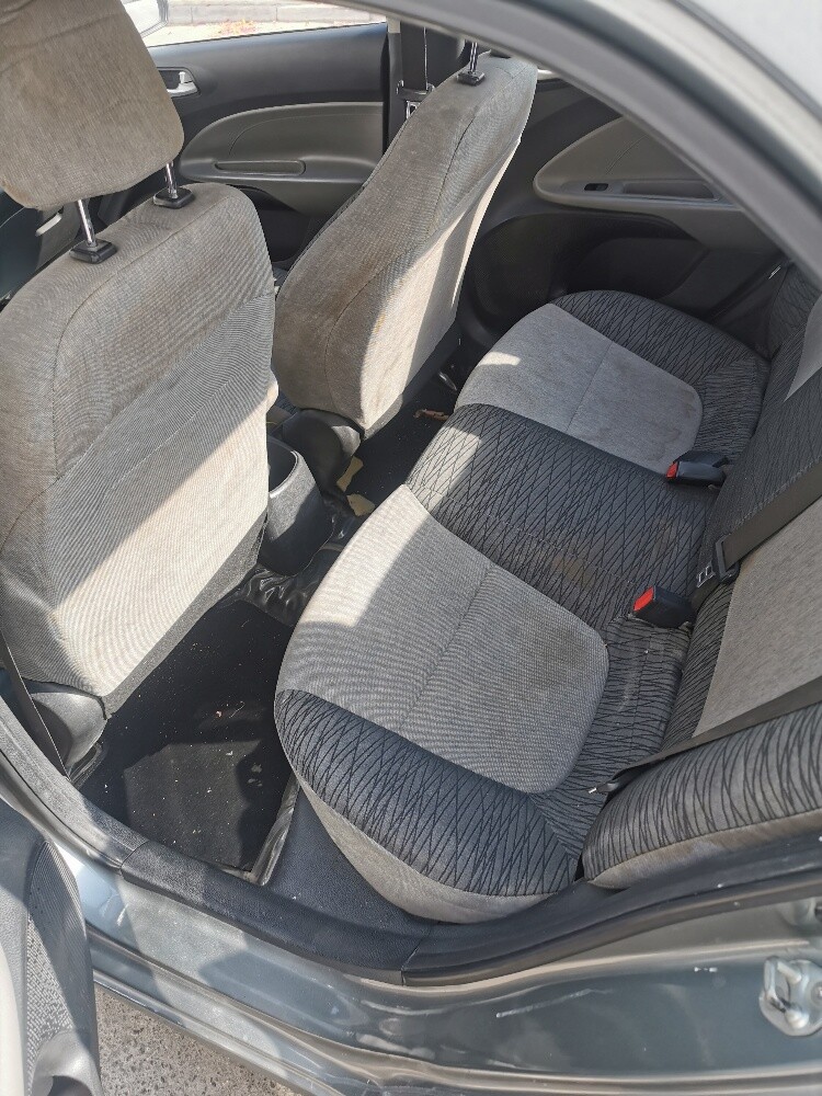 For sale: Kia Pegas
2020 model
Gray - 5