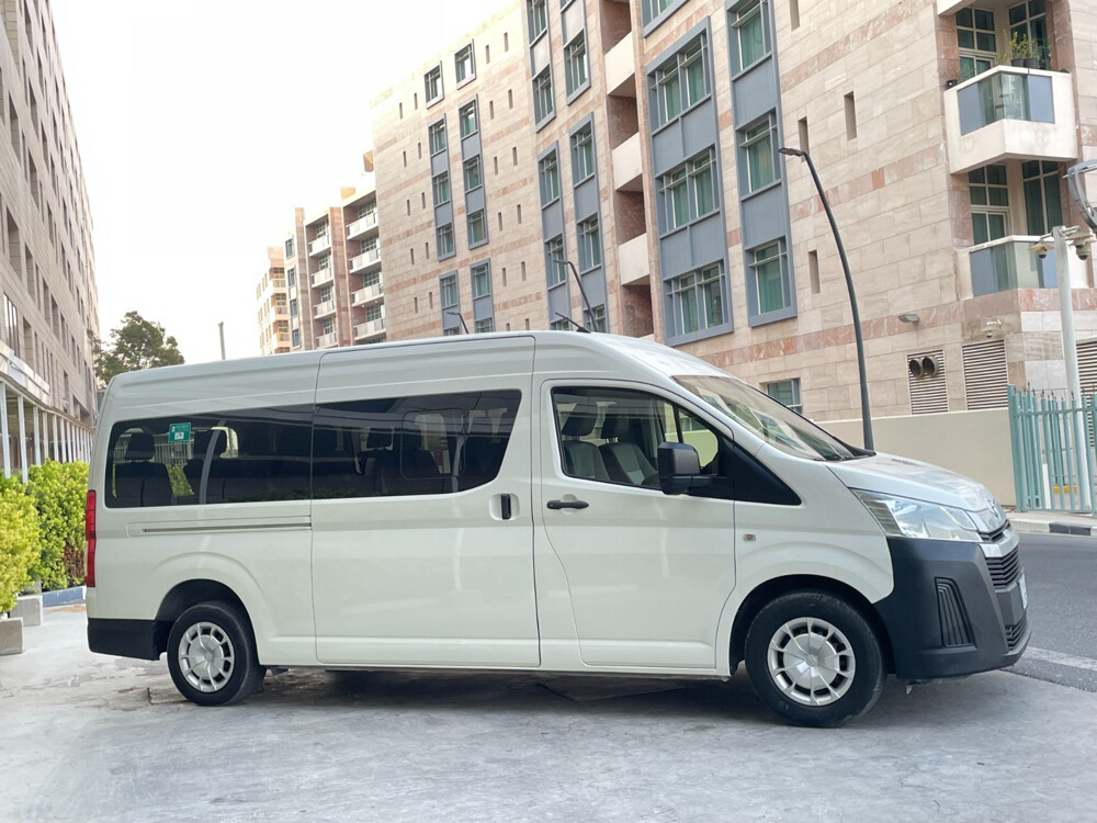 Toyota Hiace 2023  - 5