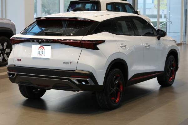 OMODA  - C5 Luxury 2024 - 4