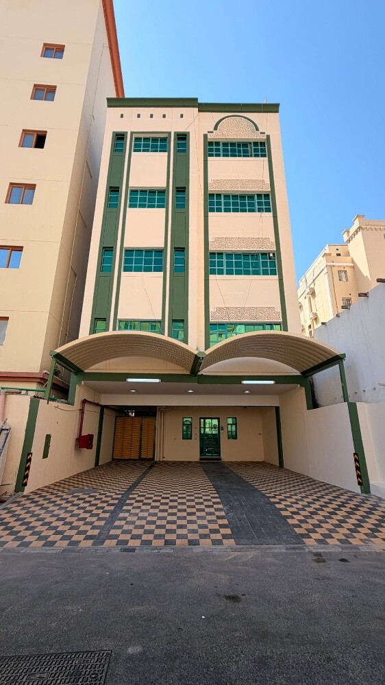 Investment Building Sale in Umm Ghu - 1