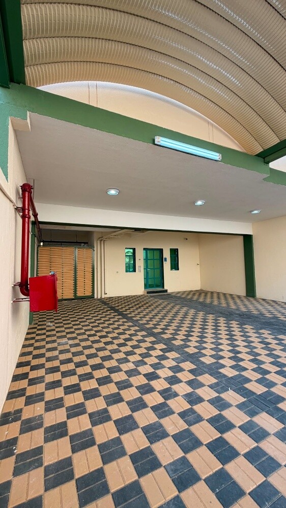 Investment Building Sale in Umm Ghu - 5