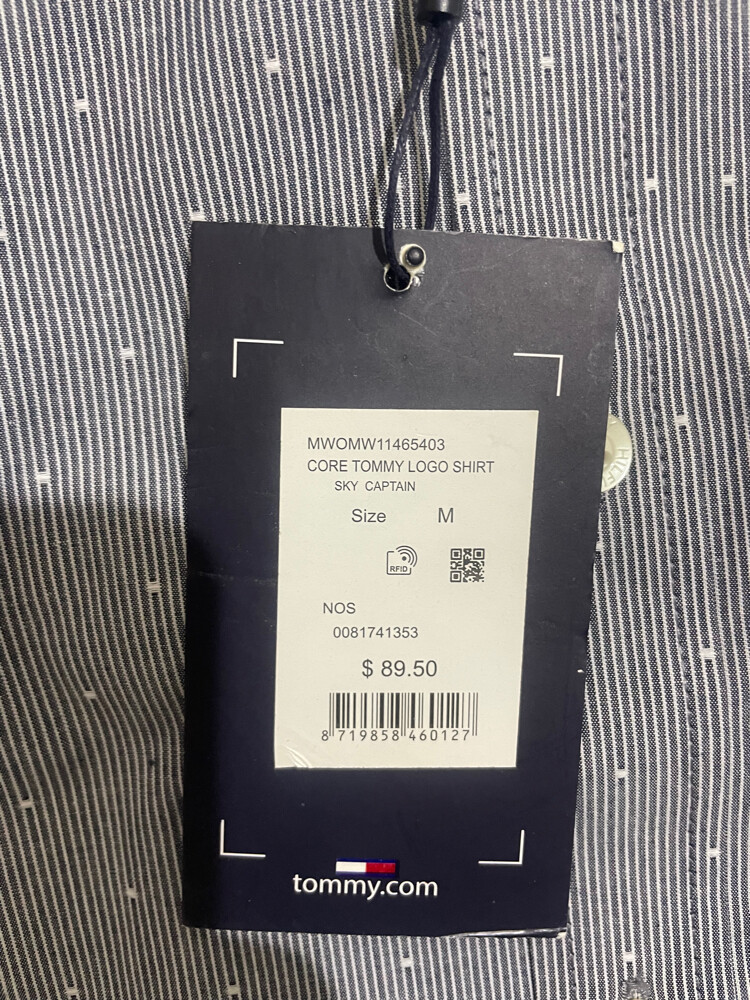 Tommy Hilfiger shirt . Size M.  - 1