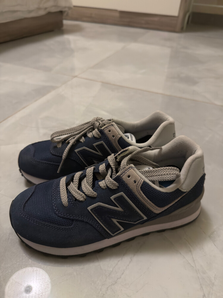 New Balance 574 Classic in Blue W6 - 1