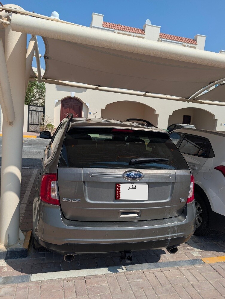 Ford Edge SEL ( Read description ) - 2