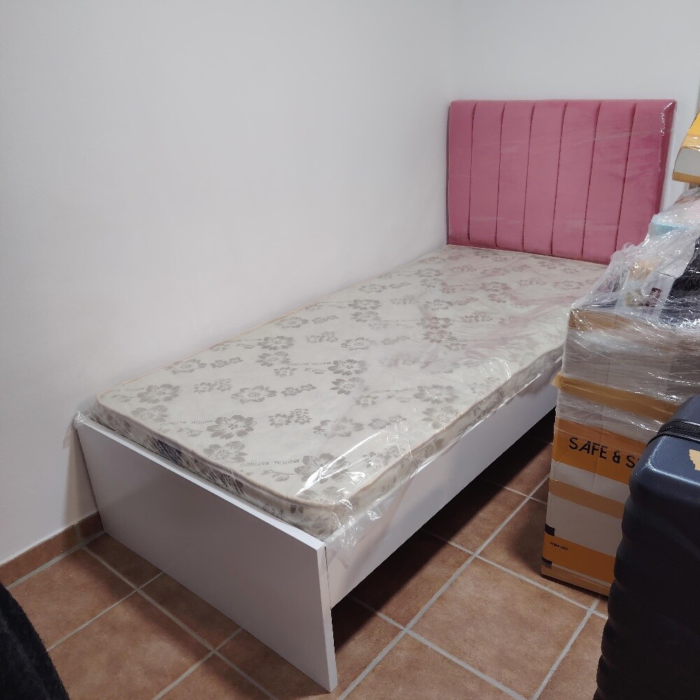 box bed with mattaress available sa - 4
