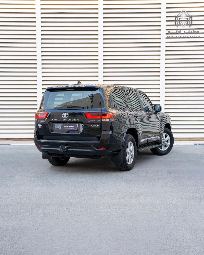 Land Cruiser gxr twin turbo - 2