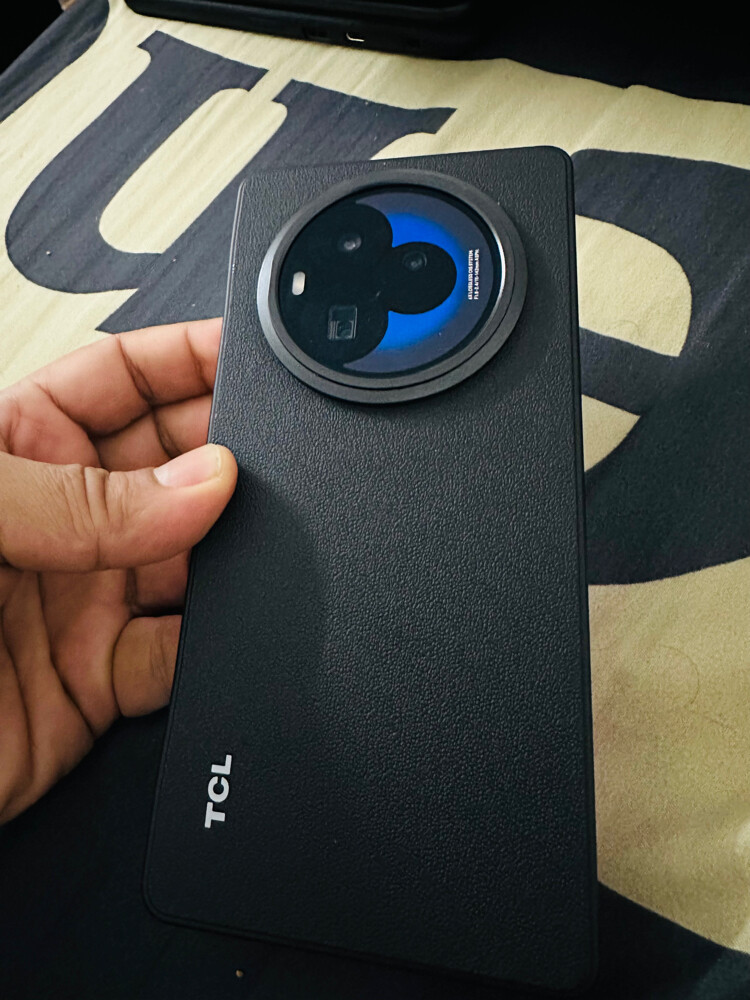 TCL 60 ULTRA - 1