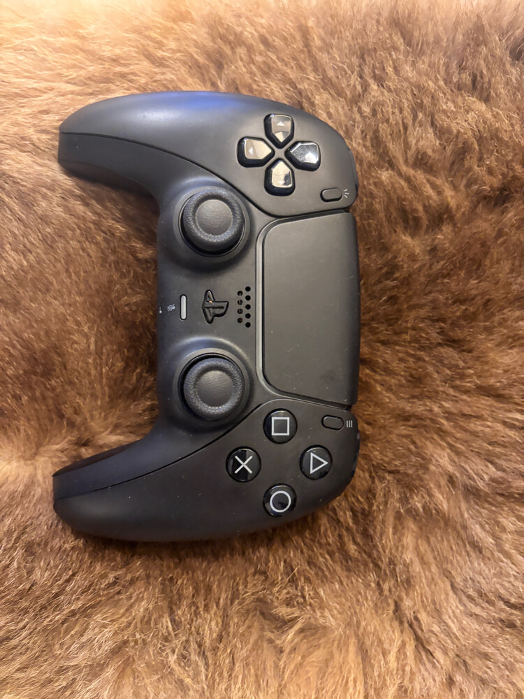 brand new never used ps5 controller - 3