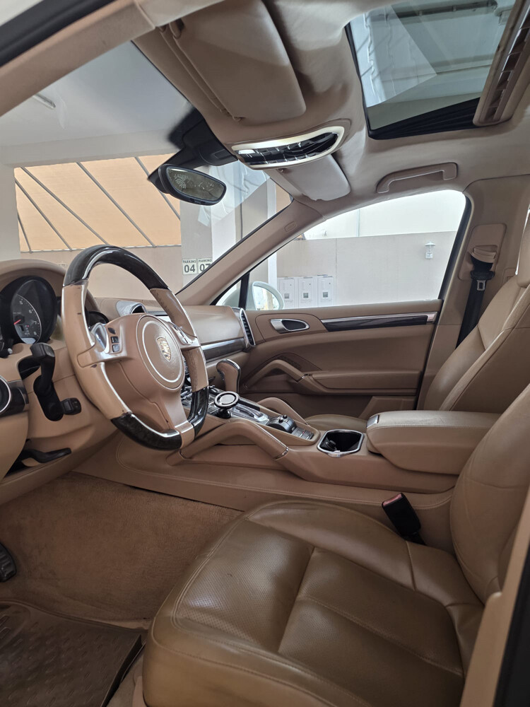 Porsche Cayenne 2011 S-Trim - 7