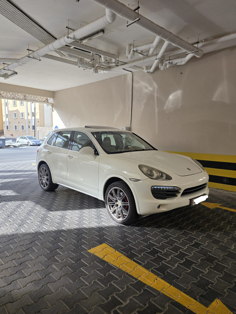 Porsche Cayenne 2011 S-Trim - 2