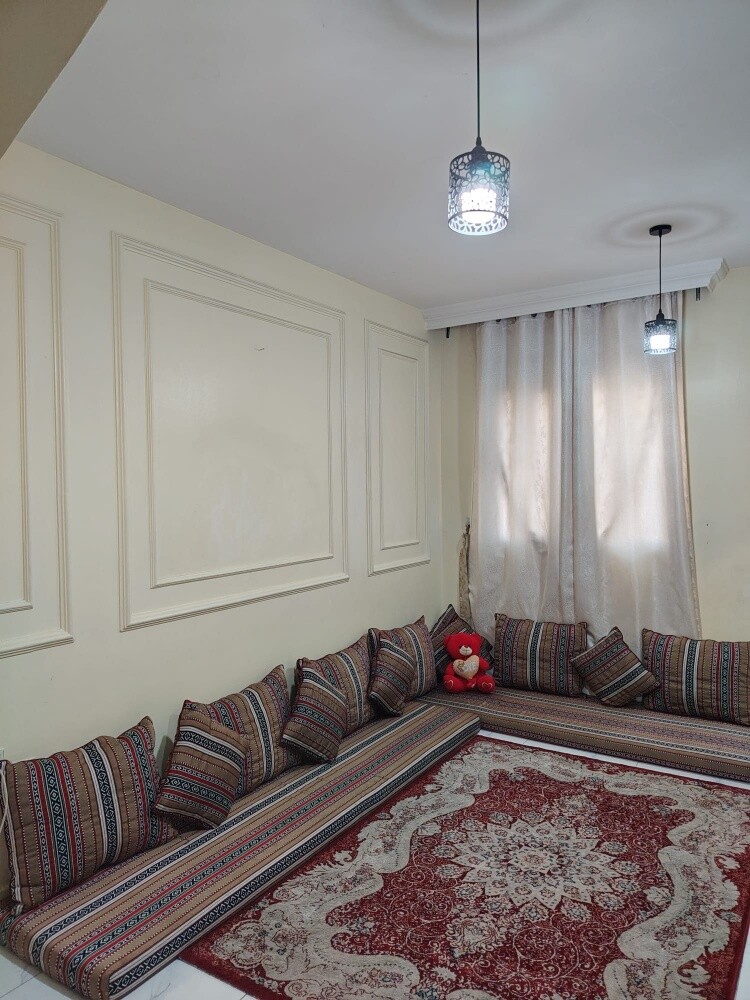للبيع جلسه عربي 200 ريال - 1