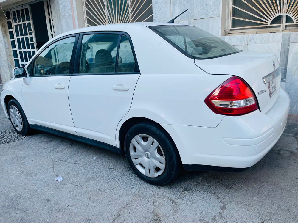 Nissan tidda 2011 - 6