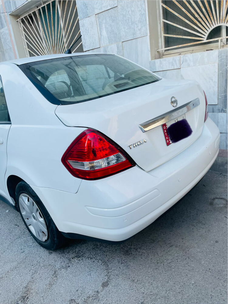 Nissan tidda 2011 - 3