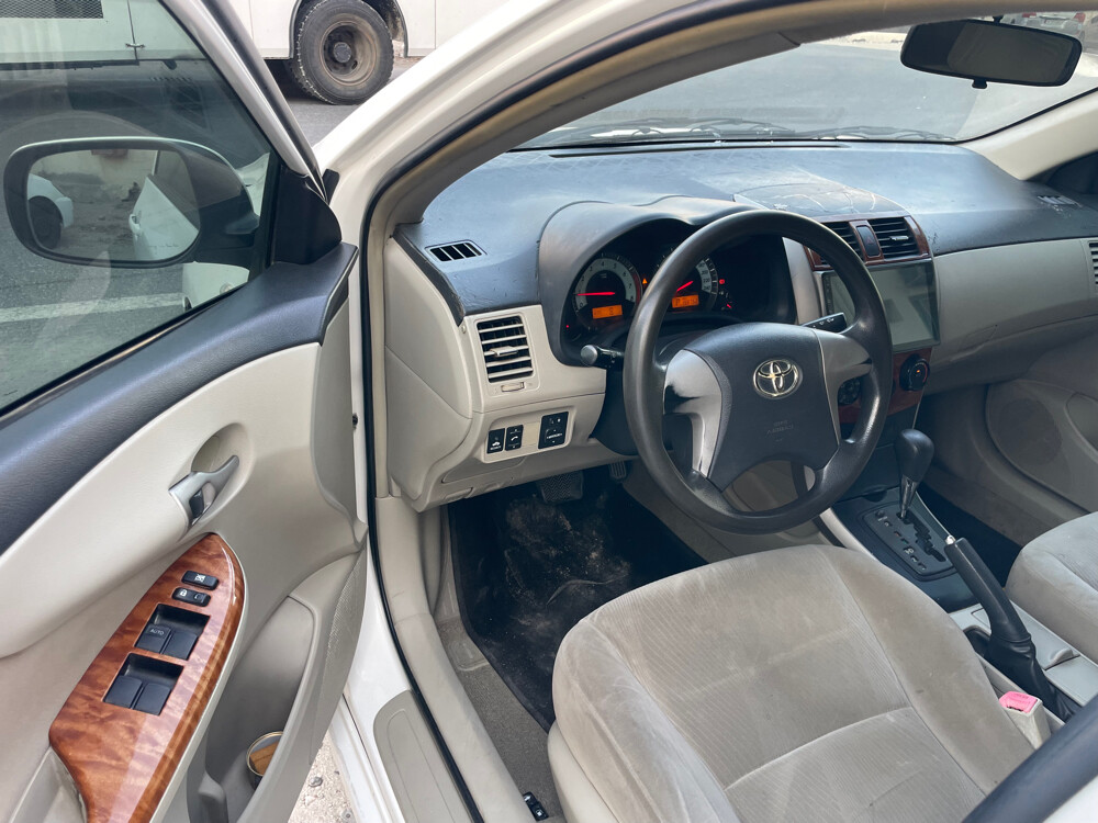 Toyota Corolla - 3