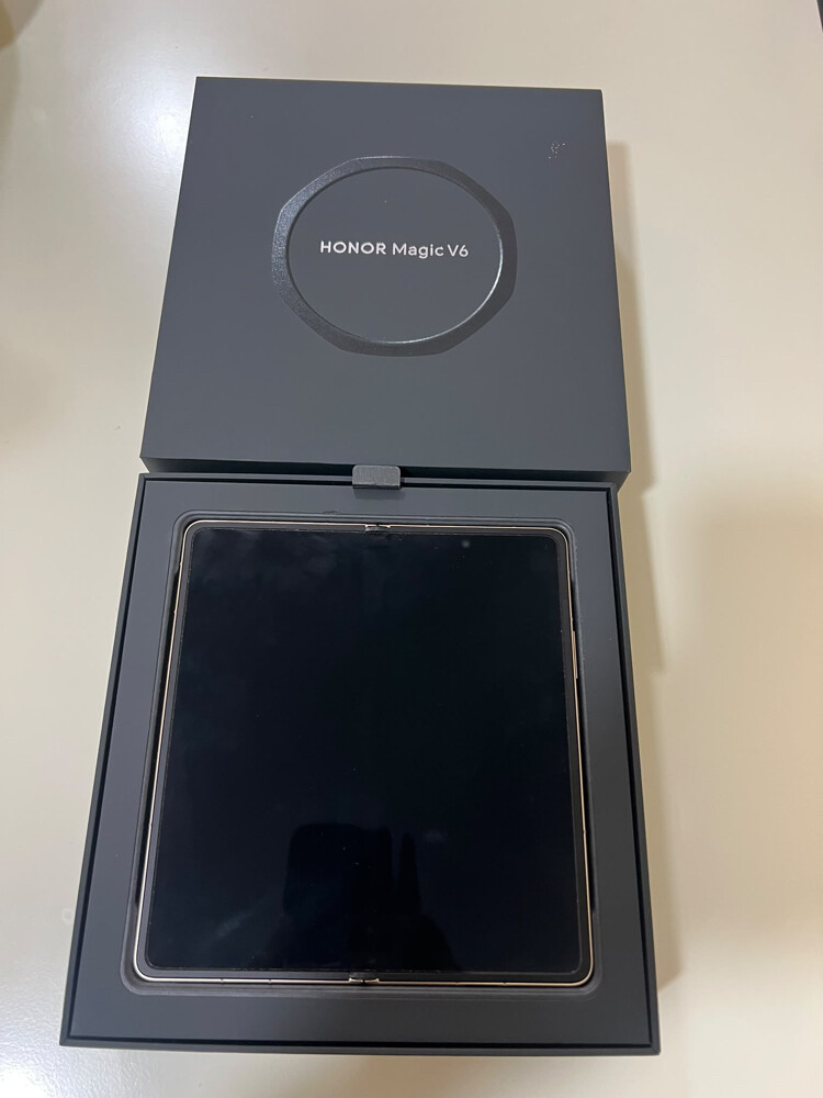 Honor Magic V6 – Latest Model - 9