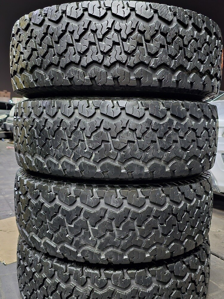 265-70-17,,, Maxxis brand - 8