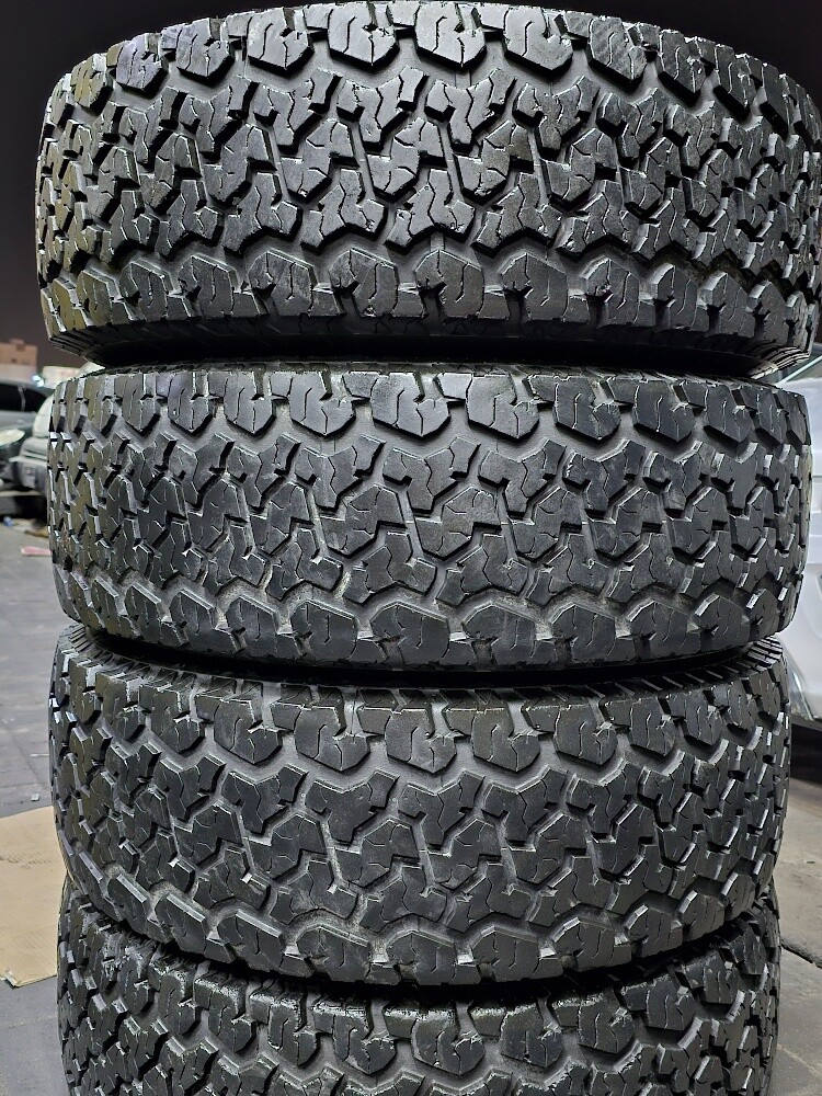 265-70-17,,, Maxxis brand - 10