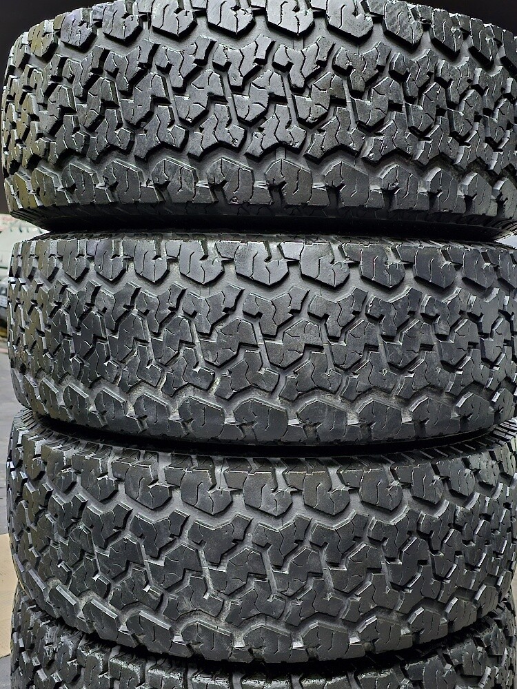265-70-17,,, Maxxis brand - 1
