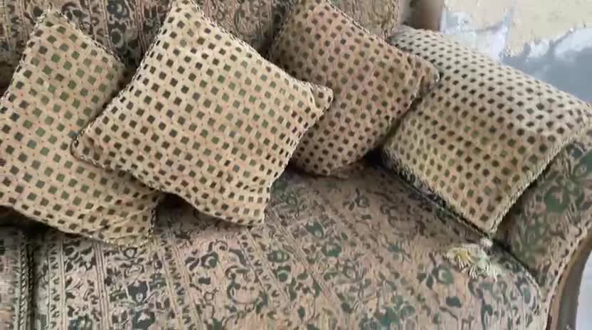 Luxury Classic Sofa Set - 2
