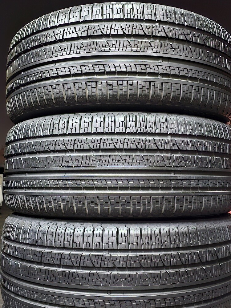 285-45-22,,,, pirelli brand - 1