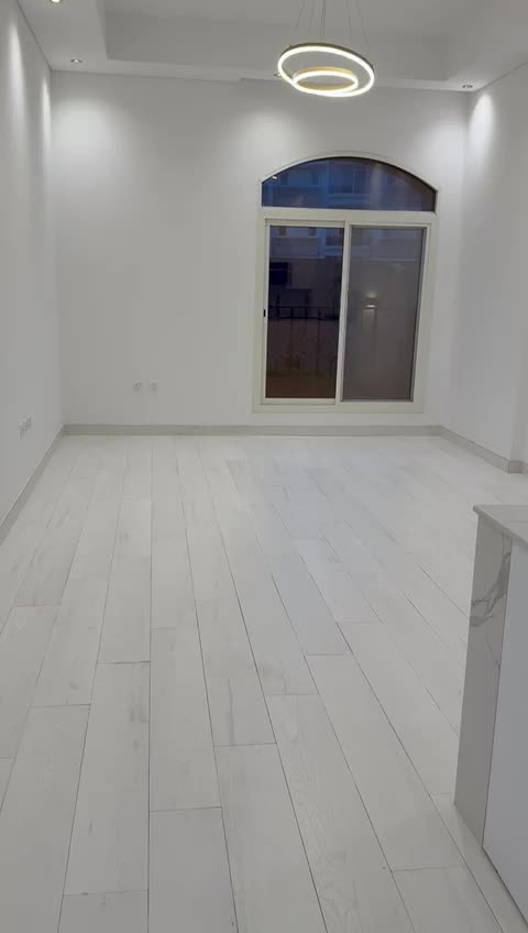 لوسيل - 1