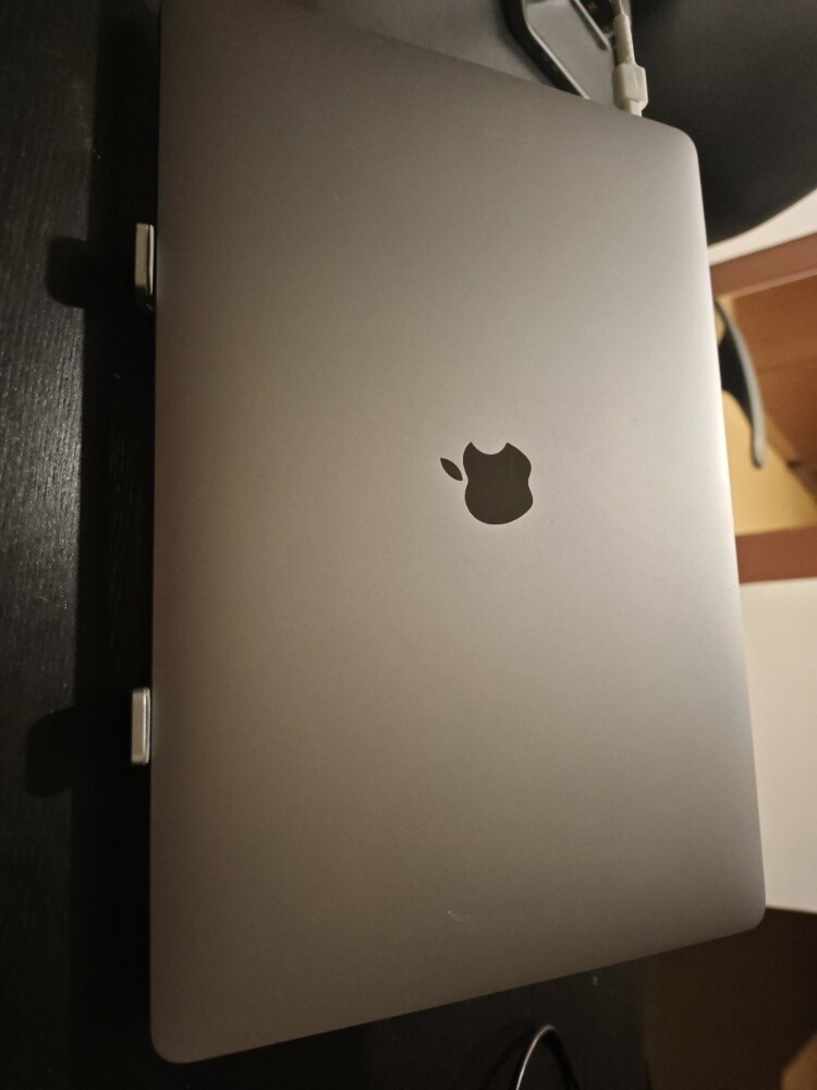 MacBook pro 15" 256, 16GB - 1